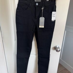 Wit & Wisdom Women's Classic Black Skinny Jeans